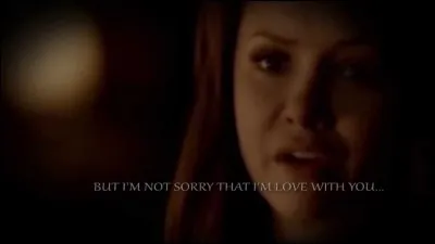 Dans l'épisode 23 de la saison 4, de quoi Elena n'est-elle pas désolée ?