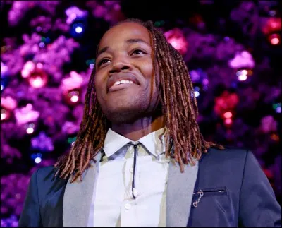 Andre a une grand-mère qui est :