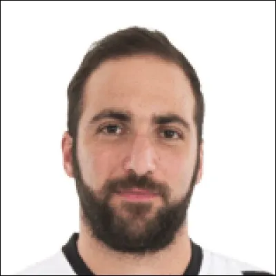 Combien de physiques Higuaín a-t-il ?