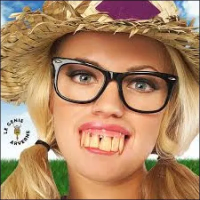 Une femme peut porter des fausses dents uniquement si...