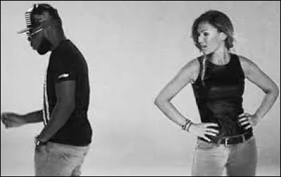 Avec quelle chanteuse Maître Gims a-t-il chanté "Game Over " ?