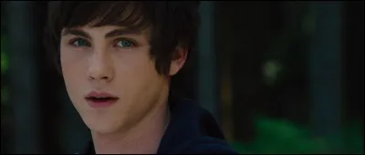 Percy est le fils de :