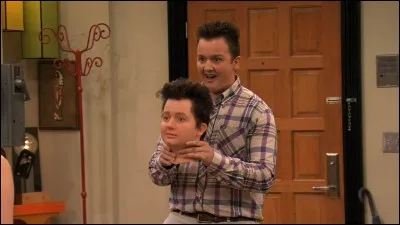 Gibby a-t-il un frère ?