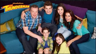 Dans la série "Les Thunderman", Phoebe a le pouvoir de...