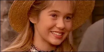 Erika Flores interprète le rôle de la seconde Colleen.