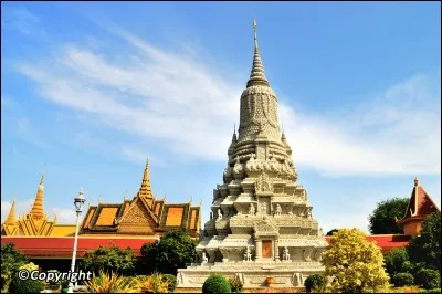 De quel pays Phnom Penh est-elle la capitale ?