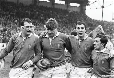 En 1972 qui est le 15 (arrière) de l'équipe de France de rugby ?