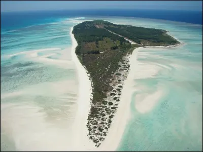 JUAN DE NOVA - Dans quel océan se situe cette petite île française, revendiquée par Madagascar ?