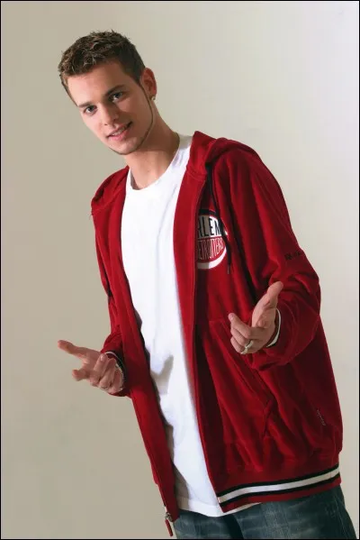 Grâce à quelle émission de télé-réalité s'est-il distingué en 2003 ?