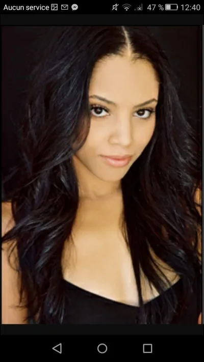 Où aperçoit-on pour la première fois Marine Morell ?