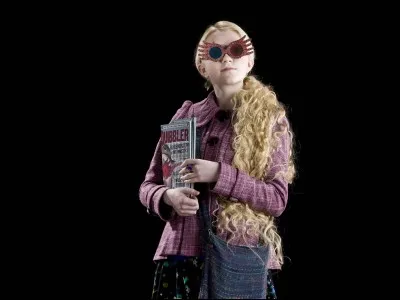 Quelle est la couleur des yeux de Luna ?