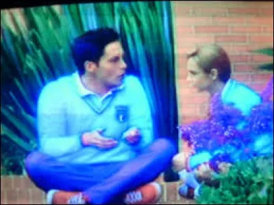 Qui suit Tamara partout et lui obéit ?