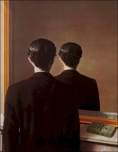 Parmi les oeuvres de Magritte, voici "Le fils de l'homme" :