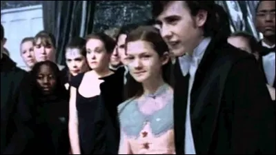 Avec qui Ginny va-t-elle au bal ?