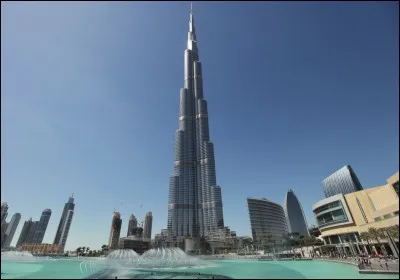 Burj Khalifa est la plus grande tour du monde.