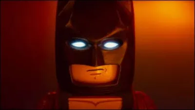 Quelle célébrité joue dans le film que Batman adore regarder ?