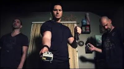 Que veut dire Ghost Adventures en français ?