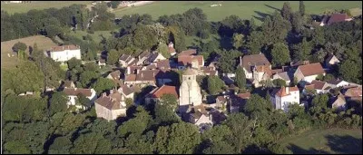 Verneuil-en-Bourbonnais est un village de 250 habitants, entouré de vignes et considéré comme l'un des plus beaux du Bourbonnais. Dans quel département se trouve-t-il?