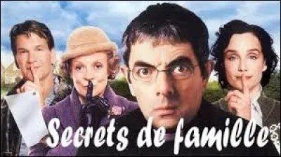 Qui interprète le rôle de Walter Goodfellow dans le film "Secrets de famille" sorti en 2002 ?