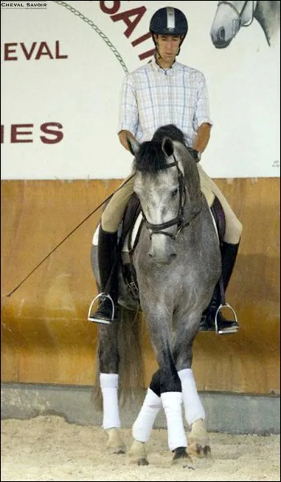 De qui est cette citation "Calme, en avant et droit" ?