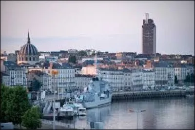 Pays-de-la-Loire - En quelle année Nantes a-t-elle gagné le prix de la capitale verte de l'Europe ?