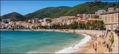 Corse - De combien de cantons Ajaccio est-il le chef-lieu ?