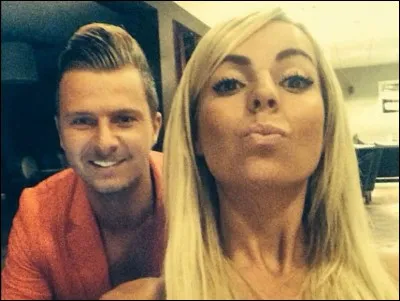 Qui est l'ex-compagne de Vincent ?
(Regardez sur la photo, vous devez la connaître)