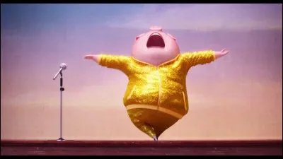 De quelle nationalité est son partenaire, porc énergique et excellent danseur ?