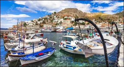 A qui appartient la Crète