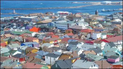 A qui appartient Saint-Pierre-et-Miquelon ?