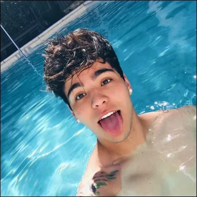 Dans quel épisode Sebastián Villalobos crée-t-il le clip d'Ámbar ?