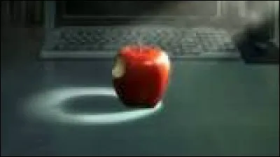 Dans "Death Note", quel personnage adore manger des pommes ?