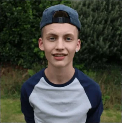 Quel âge a Tim (en février 2017) ?