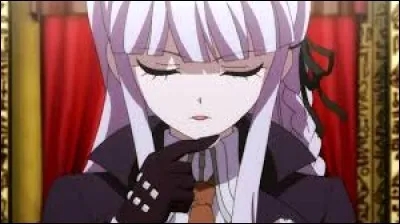 Pourquoi Kirigiri porte-t-elle des gants ?