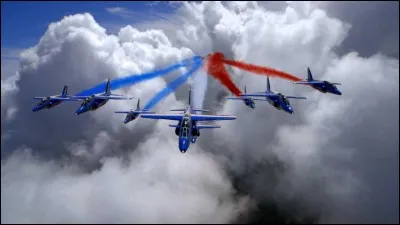 Pour l'armée de l'Air, parmi ces grades, quel est l'intrus ?