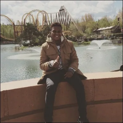 Gabriel s'est fait connaître en participant au télécrochet :