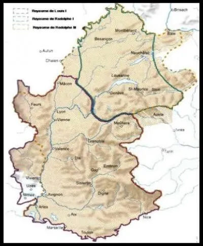En 1032, le comté de Bourgogne est incorporé dans le :