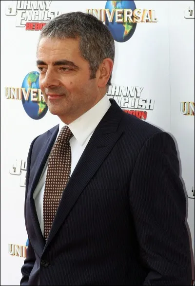 Rowan Atkinson est connu pour avoir incarné le rôle de Mr. Bean. En 2016, il incarne un commissaire très connu dans une série télévisée. Lequel ?