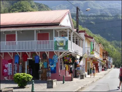 Quel est le village qui se situe &agrave; Salazie ?