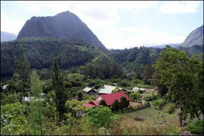 Dans quel cirque se situe &Icirc;let &agrave; Malheur ?