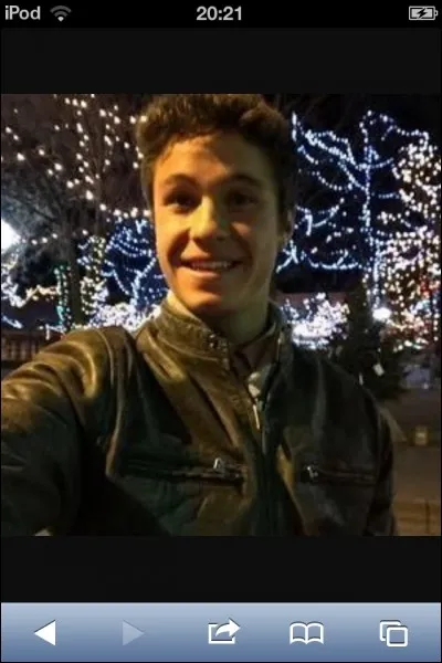 Qui est Nina sur Internet ?