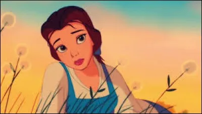 Dans son village, Belle est la seule à porter du bleu.