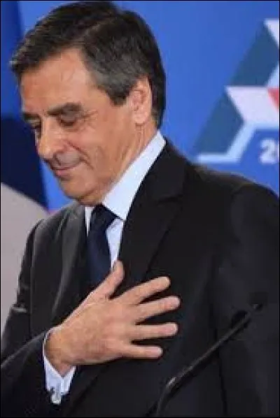 Fillon jure sur tout les tons : il n'a pas touché de fric, c'est tout ! Son camp n'est pas convaincu.