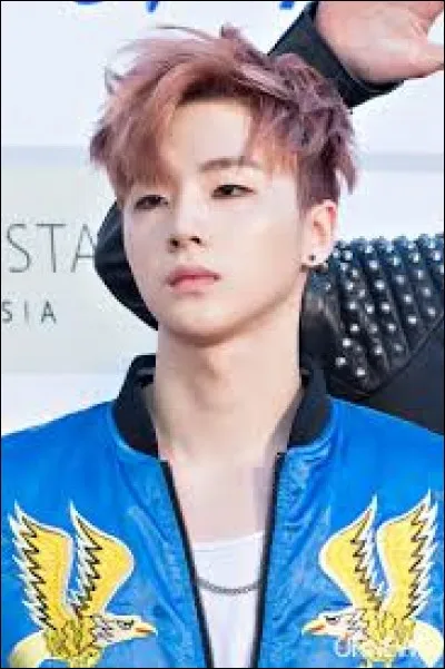 Quel est le groupe sanguin de Jinhwan ?