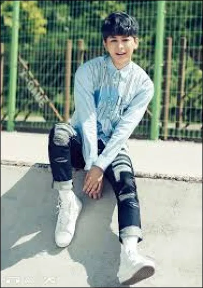 Quels sont les hobbies de YunHyeong ? (2 cases à choisir)