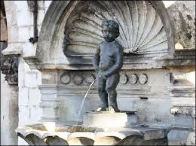En quelle matière est constitué le Manneken-Pis ?