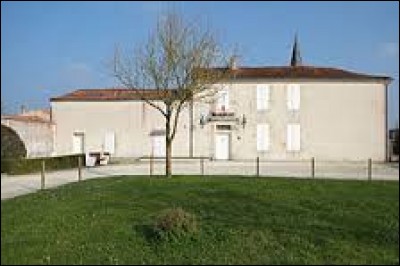 Aujourd'hui, notre balade débute en Charente-Maritime, à Ciré-d'Aunis. Nous sommes dans la nouvelle région ...