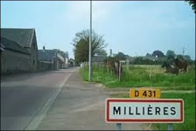 Nous sommes à l'entrée de Millières. Commune de l'ancienne région Basse-Normandie, elle se trouve dans le département ...