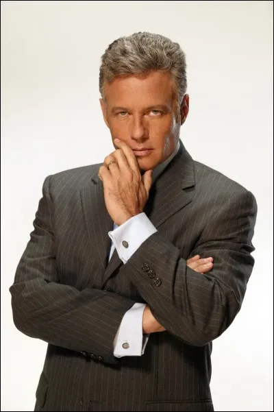 Qui est cet homme plutôt vieux ?