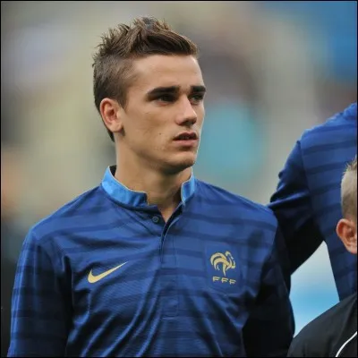 Dans quel club jouait Antoine avant le Real Sociedad ?